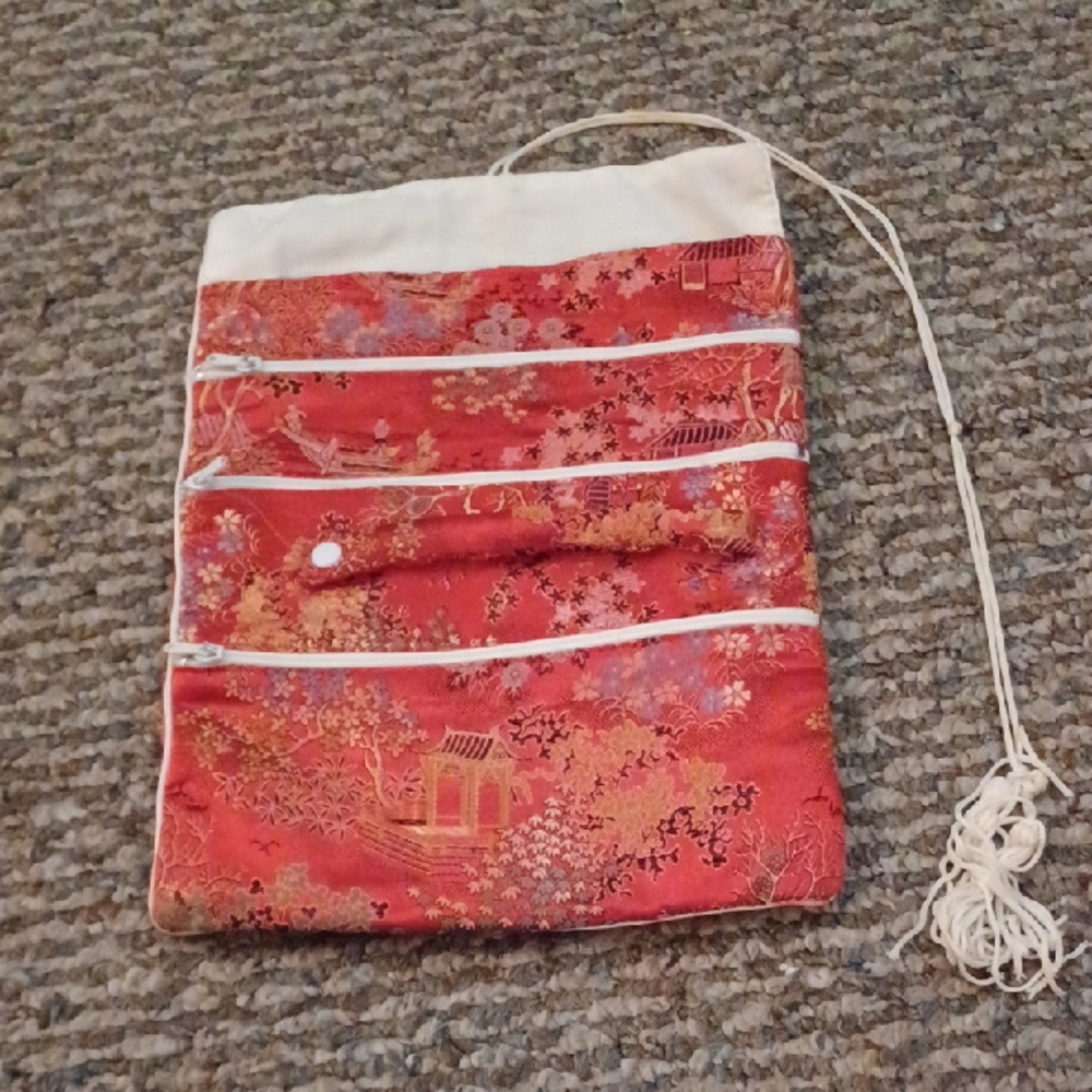 Vintage Brocade Jewellry Tavel Case